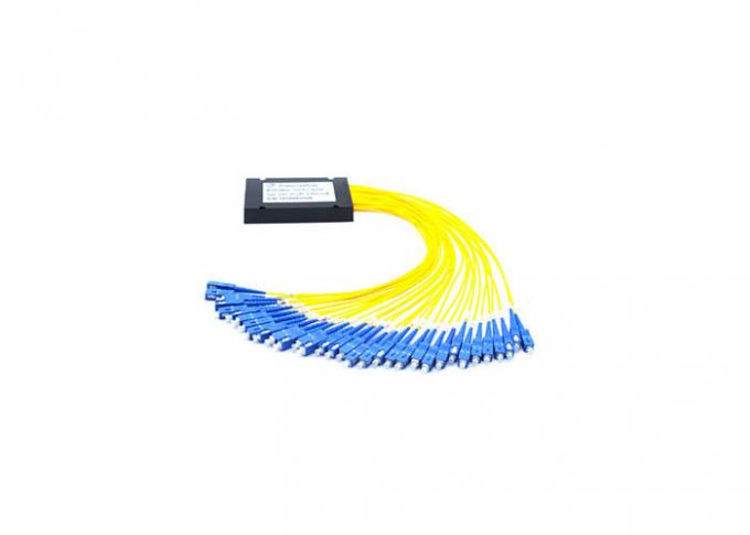 Good PDL Performance Fiber Optic PLC Splitter Black SCUMP 1x32 PLC Splitter