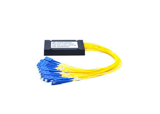 China Low Insertion Loss Fiber Optic PLC Splitter 1260 - 1650nm Wavelength With Box supplier
